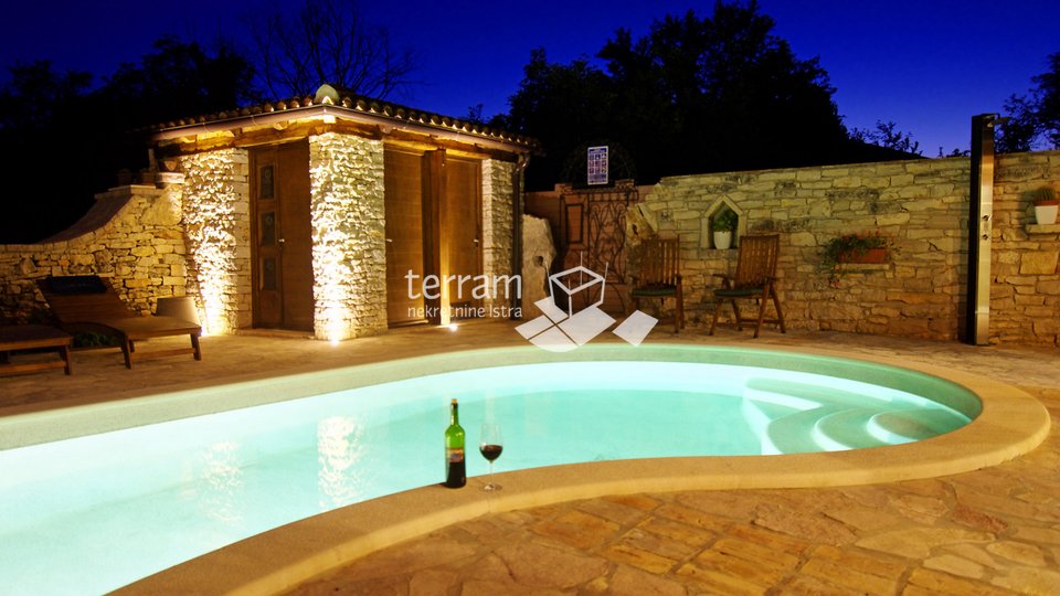 Istria, Barban, stone renovated villa 150m2 with swimming pool, #for sale
