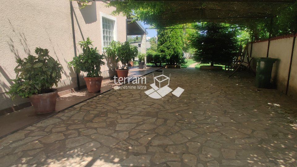 Istra, Ližnjan, Šišan, kuća 123m2 s velikom okućnicom 653m2, #prodaja