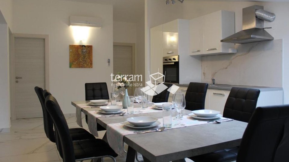 Istria, Fažana, apartment house 480m2, #sale