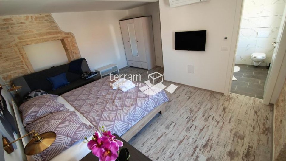 Istra, Rovinj, Rovinjsko selo renovirana kuća 200m2