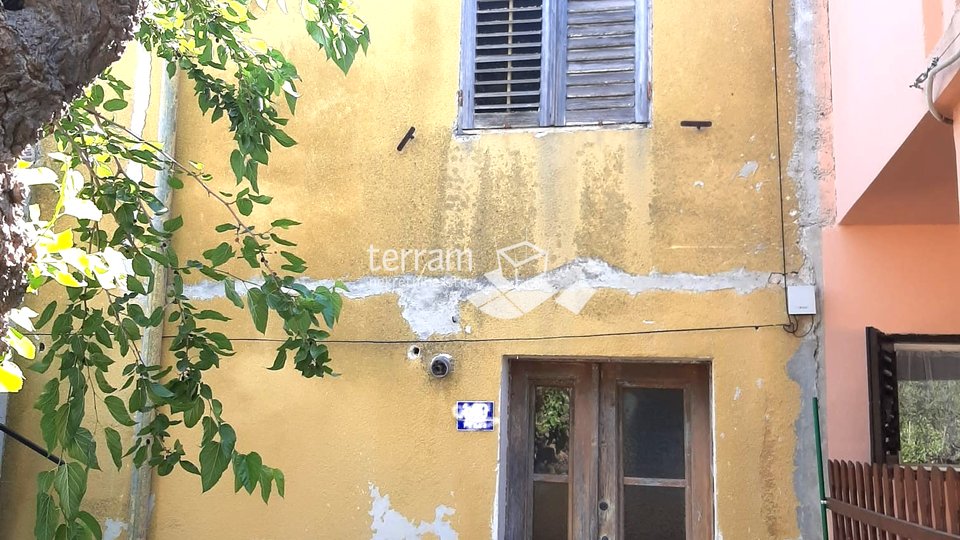 Istria, Medulin, Pomer, old house for adaptation 100m2 with garden 502m2, #sale