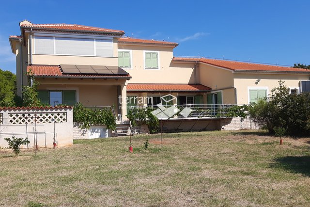 Istrien, Medulin, Einfamilienhaus 300m2 mit Pool, MEERBLICK!!, #Verkauf