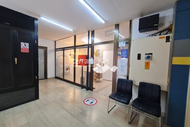 Istra, Pula, centar grada, poslovni prostor 109,34m2, IV. kat, funkcionalno, lift!! #prodaja
