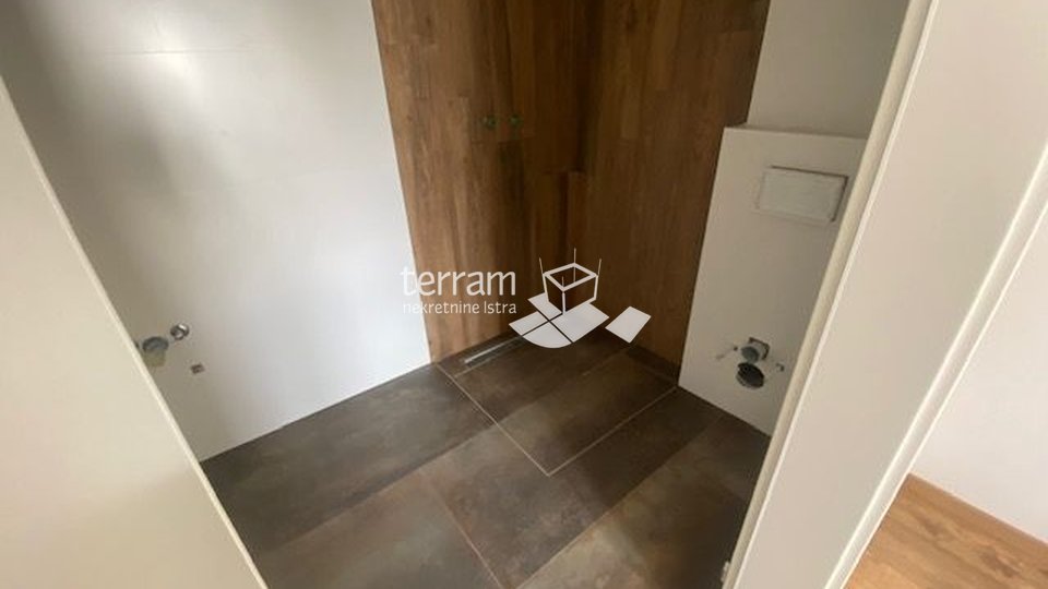 Istria, Pula, Veli vrh, penthouse 115m2, 3 bedrooms, garage, furnished, NEW !!