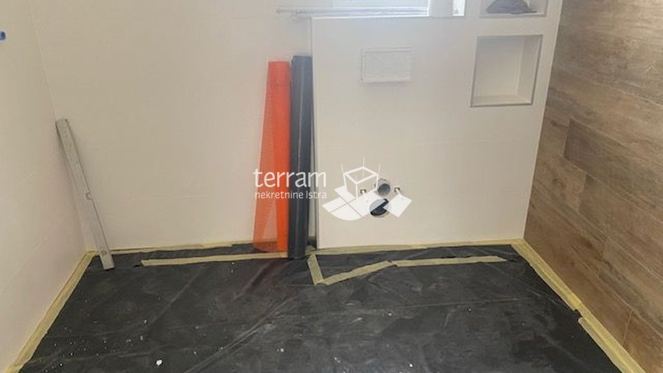 Istrien, Pula, Penthouse 118m2, II. Stock, möbliert, NEU !!