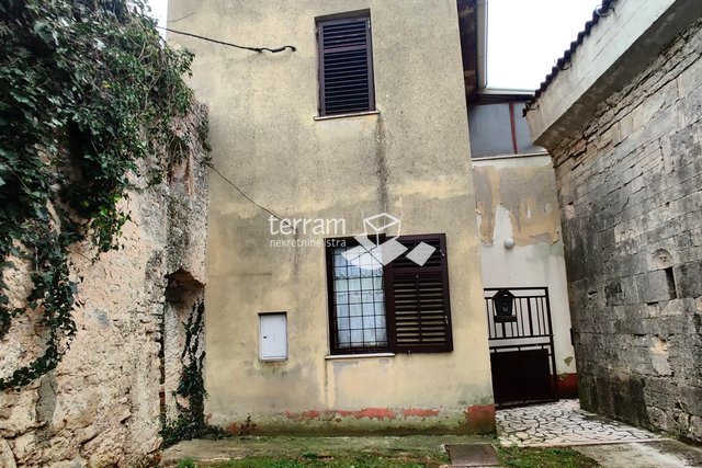 Istria, Ližnjan, Šišan, stone house for adaptation with garden, #sale ​