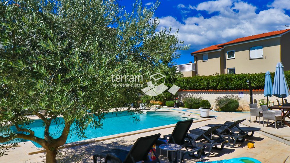 Istrien, Loborika, Einfamilienhaus 317,17 m2 mit Schwimmbad und Taverne, #Verkauf