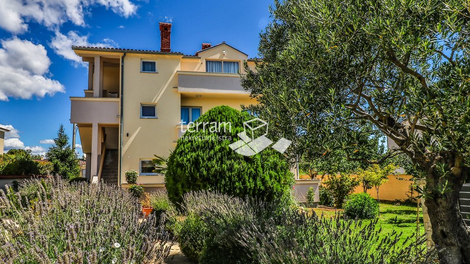Istria, Loborika, detached house 317.17 m2 with swimming pool and tavern, #sale