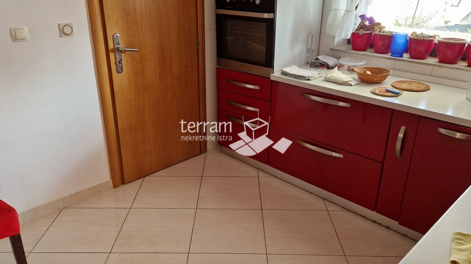 Istria, Medulin, Banjole, house with four apartments, garden 309m2, #sale