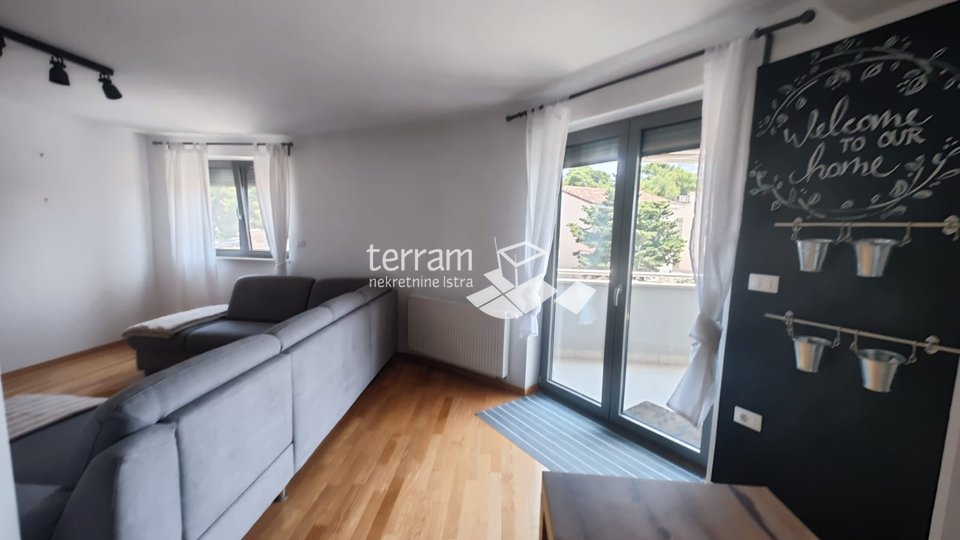 Istrien, Pula, Wohnung 122m2, 3 Schlafzimmer + Badezimmer, TOP-LAGE, Garagenverkauf