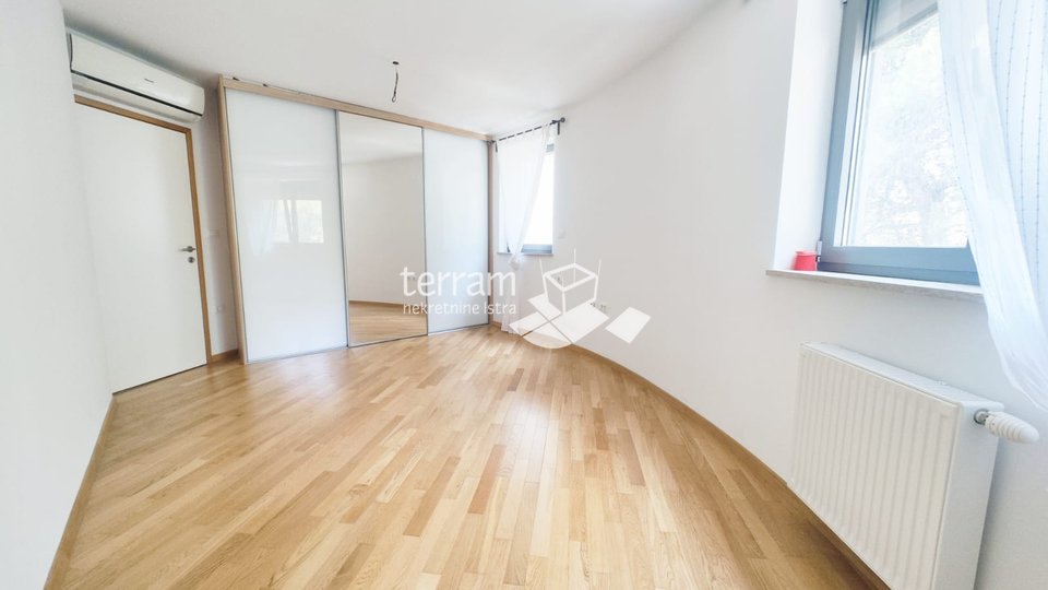 Istrien, Pula, Wohnung 122m2, 3 Schlafzimmer + Badezimmer, TOP-LAGE, Garagenverkauf