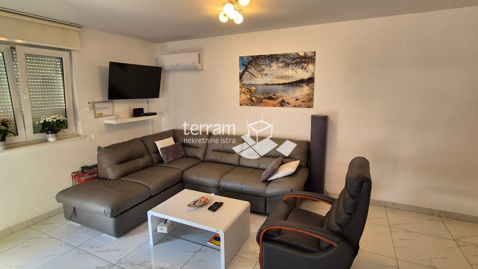 Istria, Pula, Valsaline, first floor apartment 58.49m2, 2 bedrooms, 100 meters from the sea #sale
