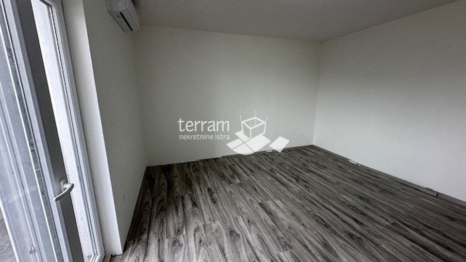 Istrien, Pula, Vidikovac, Wohnung 59m2, 1 Schlafzimmer + Wohnzimmer, IV. Etage, Aufzug, renoviert!! #Verkauf