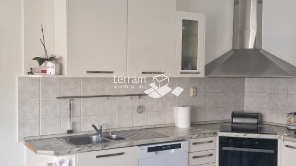 Istria, Pula, Gregovica, apartment, first floor, 117.52 m2, 4 bedrooms + bathroom # sale