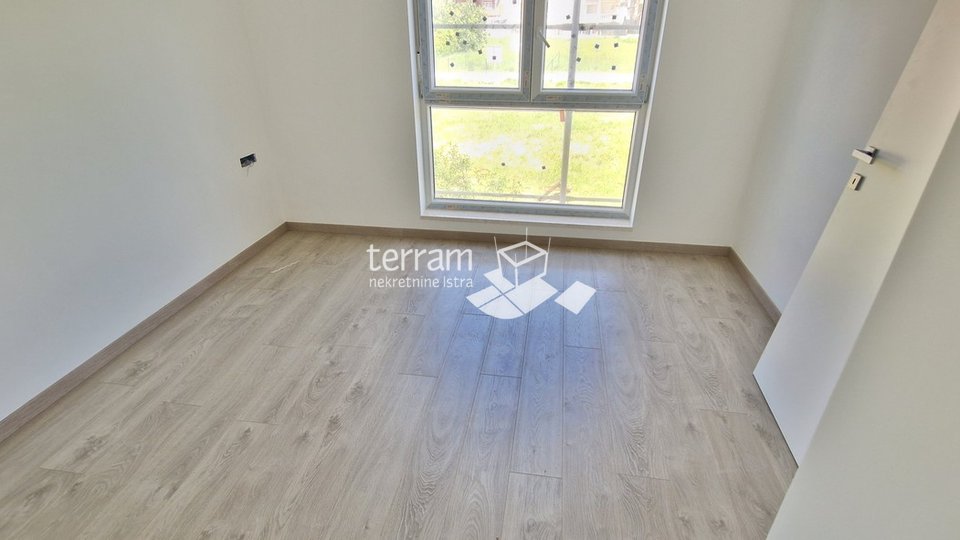 Istrien, Medulin, Wohnung im ersten Stock 54,42 m2, 1 Schlafzimmer + Wohnzimmer, nahe dem Meer!! NEU!! #Verkauf