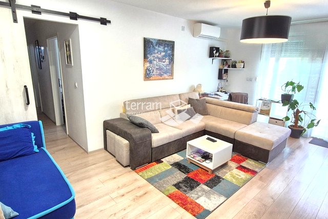 Istrien, Pula, Stoja, Wohnung 78m2, 2 Schlafzimmer, II. Etage, Meerblick, tolle Lage #Verkauf