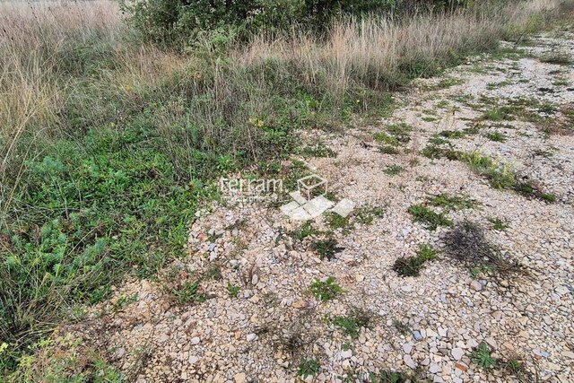 Istria, Žminj, several building plots of 533m2 #sale