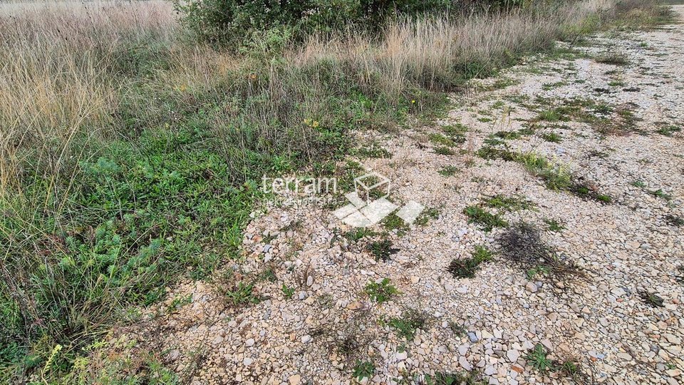 Istria, Žminj, several building plots of 533m2 #sale