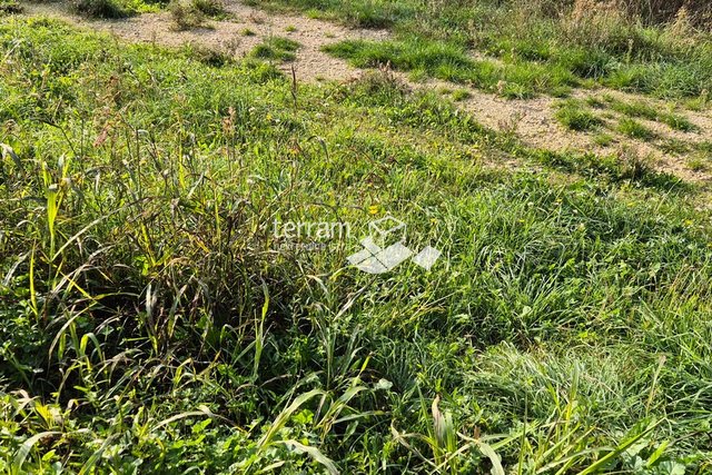 Istra, Medulin, Pomer, više poljoprivrednih zemljišta od 402m2 #prodaja