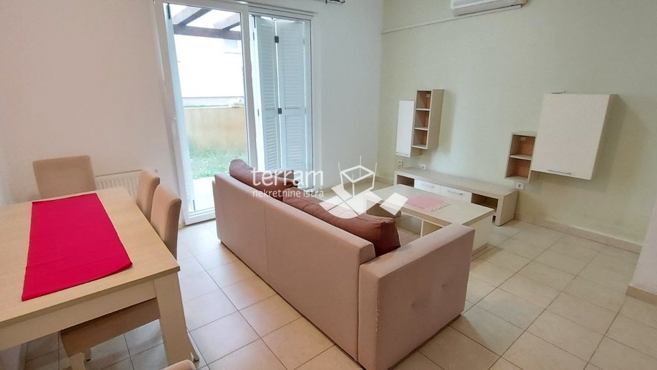 Istria, Pula, Valdebek, apartment 54.26 m2, ground floor, 1 bedroom, parking, garden, furnished !!