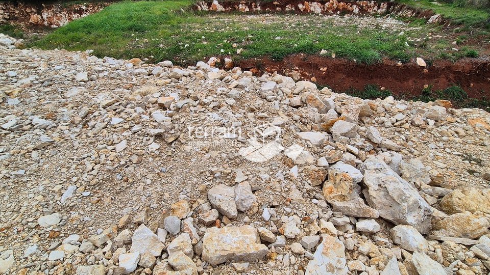 Istria, Medulin, Banjole, building land 572m2 with building permit, close to the sea, utilities paid!! #for sale