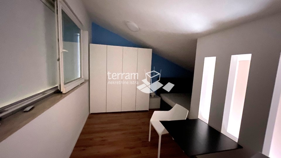 Istra, Medulin sunčan stan 72,11m2 sa bazenom - pogled more