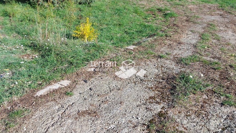 Istria, Medulin, Pomer building land 500m2 by the sea