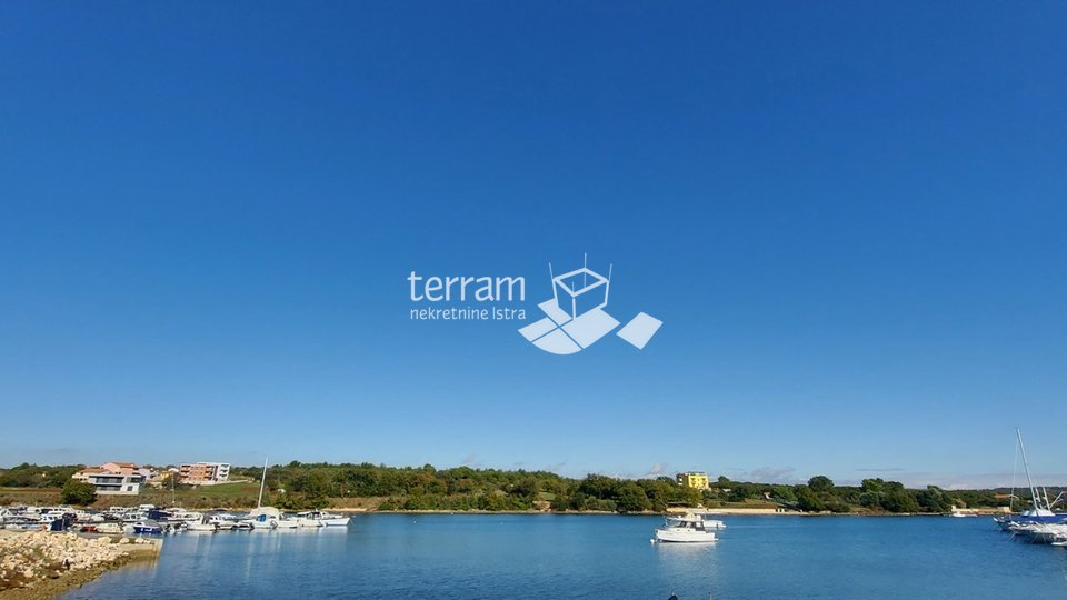 Istria, Medulin, Pomer building land 500m2 by the sea