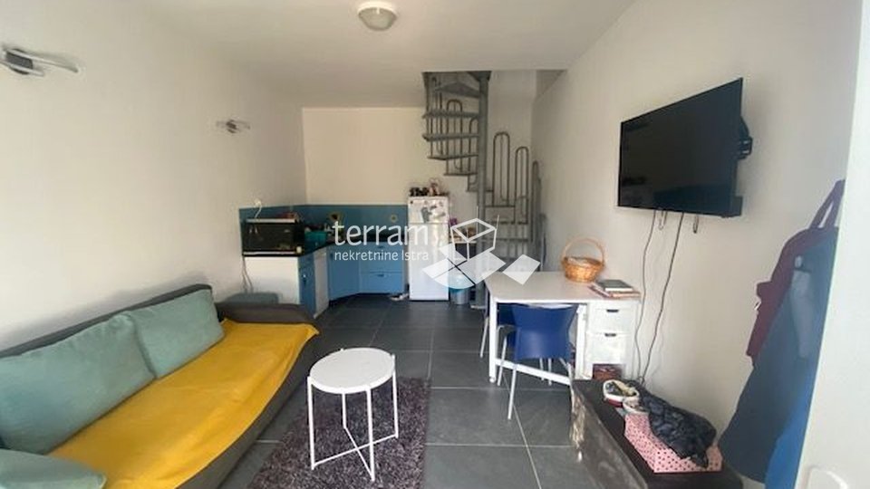 Istra, Lližnjan, kuća 54m2 sa pomoćnim objektom 27m2, parking, NOVO!!