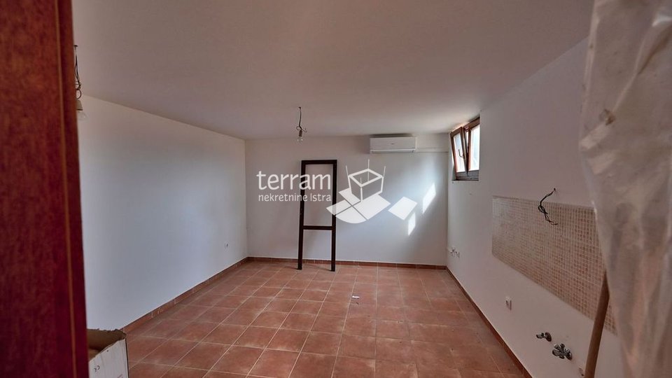 Istria, Liznjan, 38.35 m2, 1 bedroom, garden 212 m2, renovated !!!