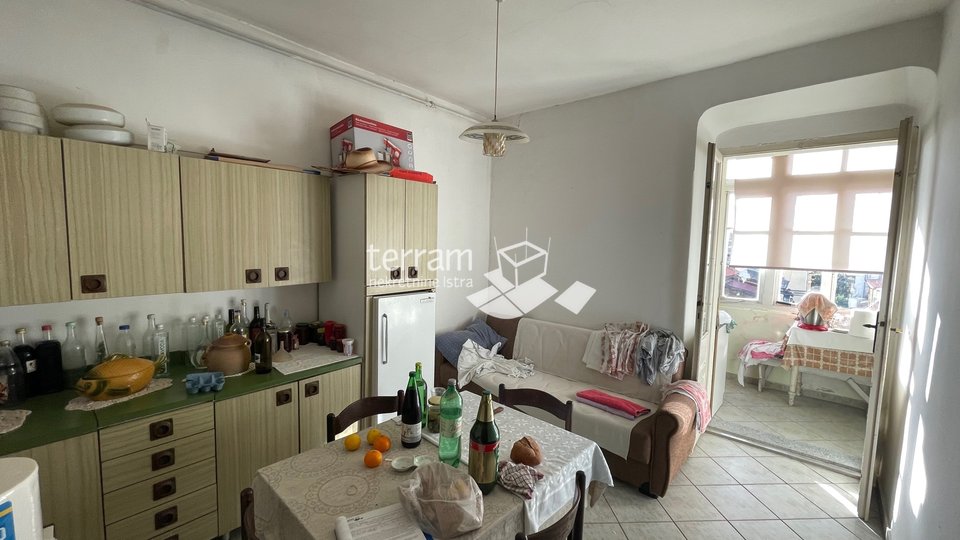 Pula, apartment in the center on the 1st floor 53.95 m2