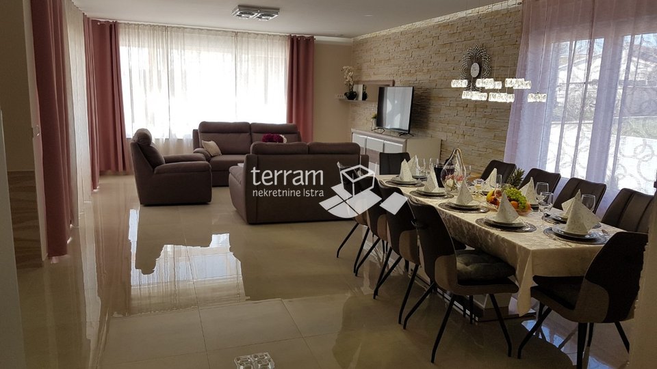 Istrien, Marcana, Villa 309m2 zu verkaufen, mit Pool, ruhige Lage