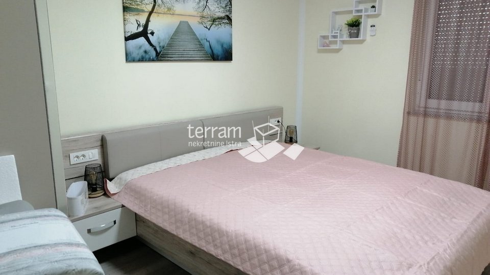 Istra, Marčana, prodaje se villa 309m2, s bazenom, mirna lokacija