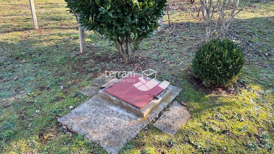 Pula, Valbandon zemljište 3.035m2 sa objektom u izgradnji
