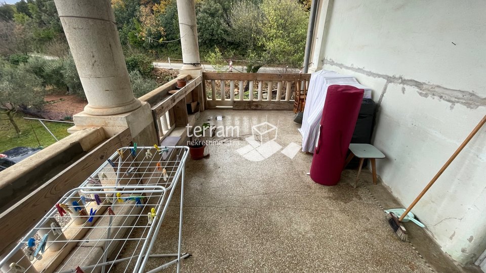 Pula, Veruda apartment in an Austro - Hungarian villa, sea view