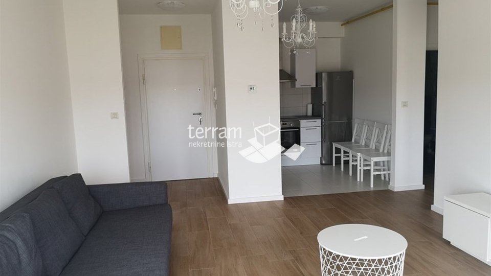 Pula, Kaštanjer, modern apartment in a new building with balcony, parking and elevator