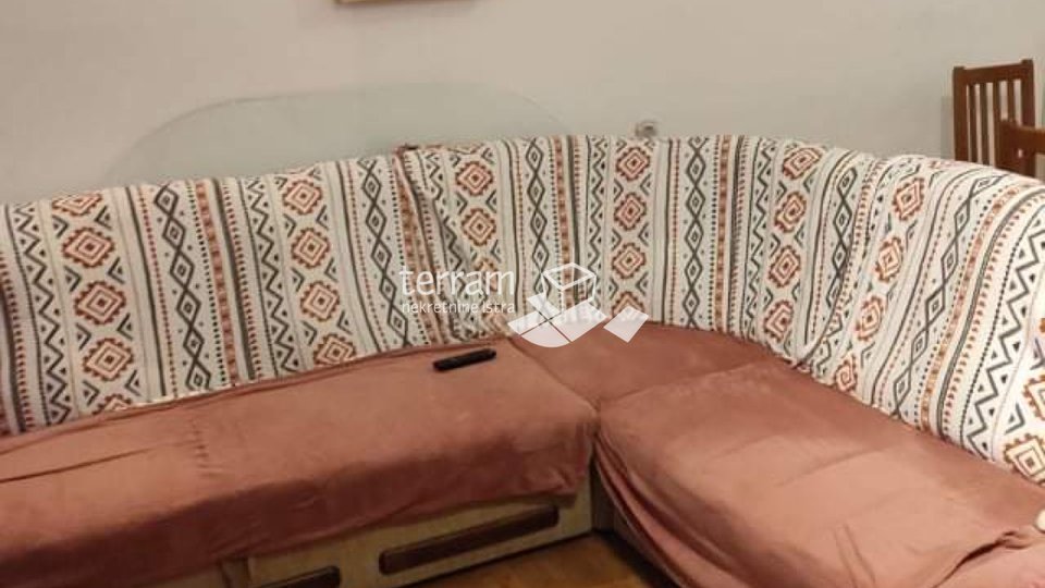 Pula, Stoja apartment on the 1st floor with balcony