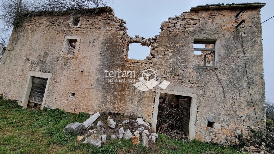 Istrien, Zminj altes freistehendes istrisches Haus 160m2, zur Renovierung