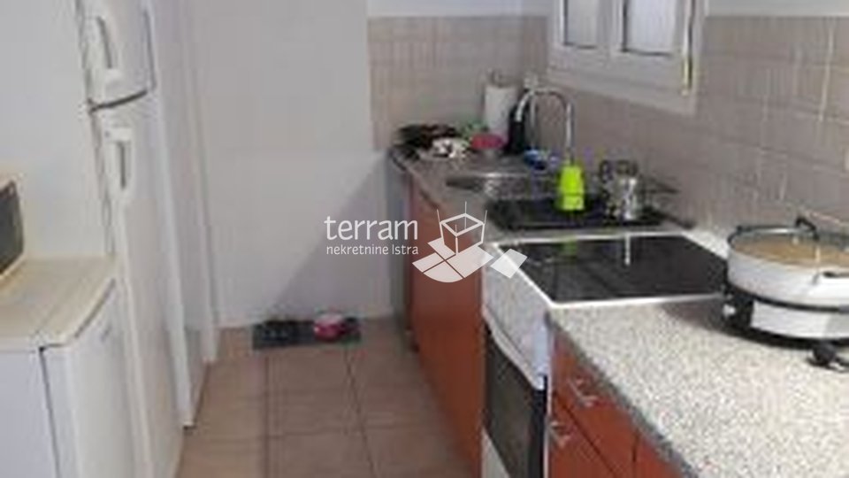 Istra, Pula, Valdebek, 45m2, 1SS+db, vrt, parking!!