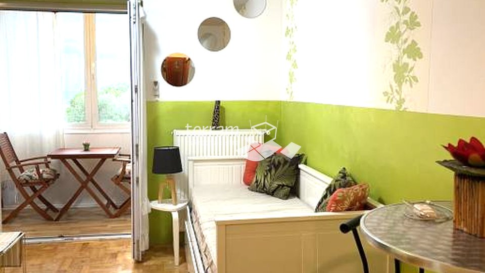 Istra, Pula, Veruda, garsonijera 31,11m2, TOP LOKACIJA!!, prodaja
