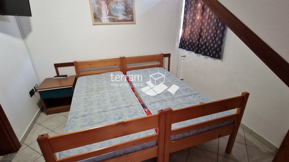 Istria, Pula, Nova Veruda, apartment house 396m2, for sale