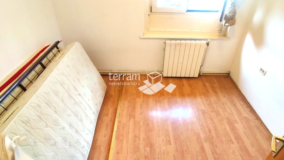 Istria, Pula, Punta, third floor apartment 122.72 m2, for sale