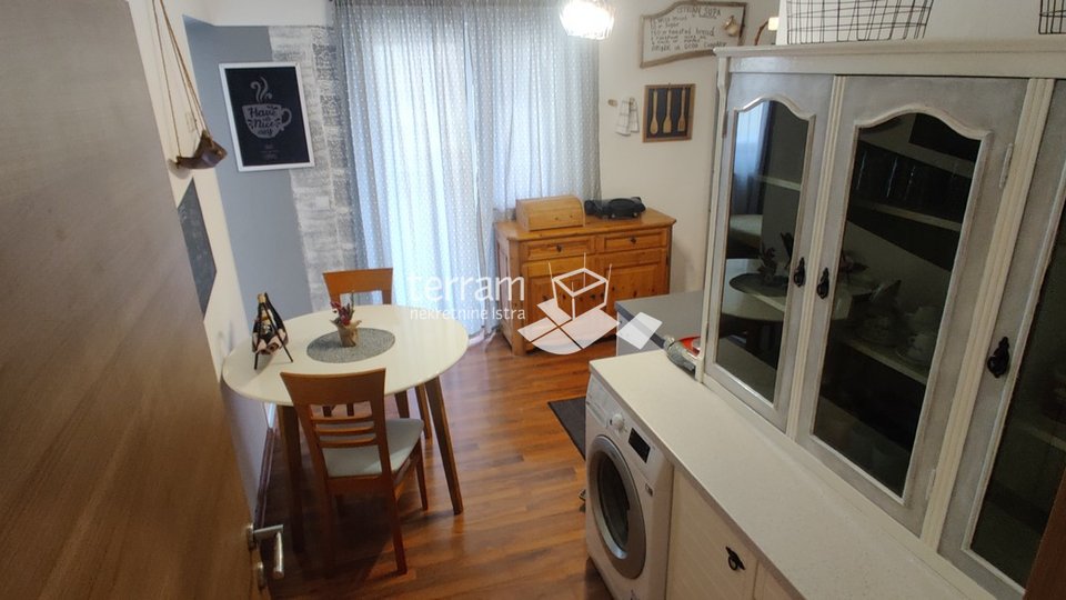 Istria, Pula, nearby, apartment 115m2 on the first floor with 400m2 garden, for sale