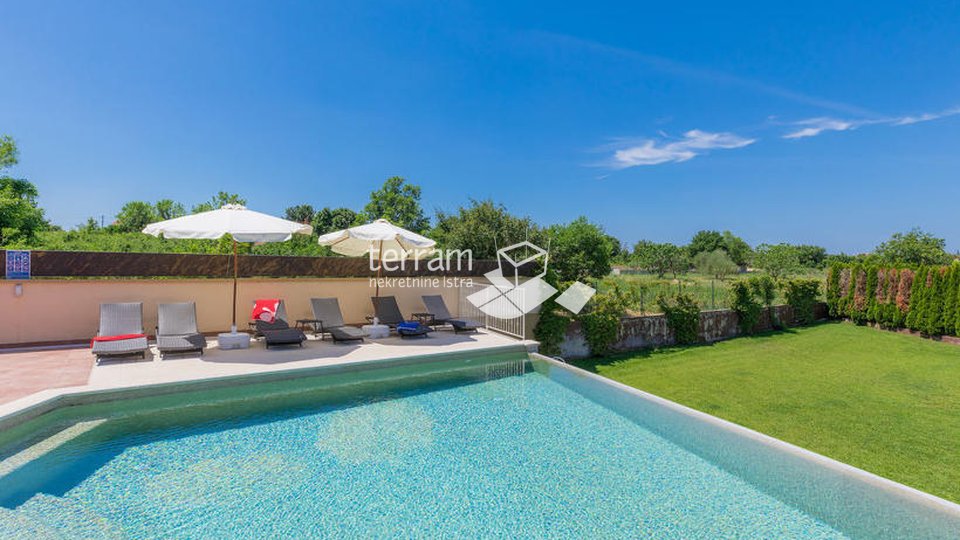 Istria, Ližnjan, Šišan, house with pool, 270m2, 4 bedrooms, furnished!! Sale