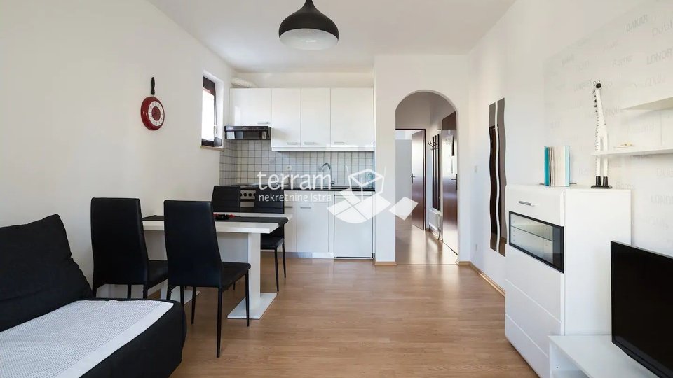 Istria, Fazana, apartment 41m2, furnished, 200m from the sea