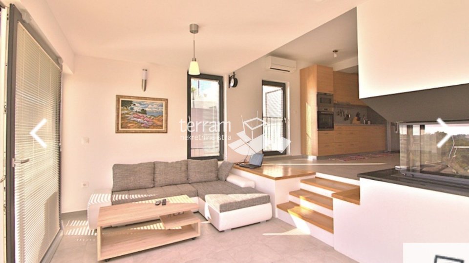 Istria, Liznjan, duplex penthouse with sea view, 173m2, furnished!
