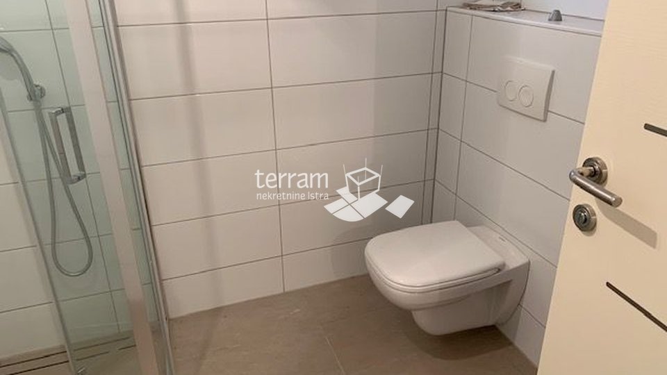 Istrien, Fazana, Wohnung 125m2, 3 Schlafzimmer, Parkplatz, nah am Meer, möbliert, NEU !!!