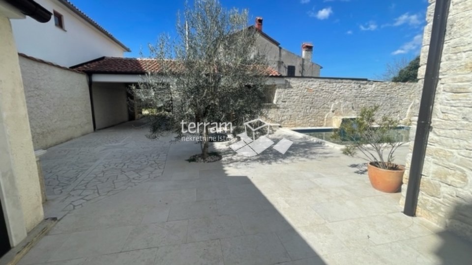 Istra, Fažana, okolica, kuća sa bazenom, 200m2, 4SS+DB, namješteno!! #prodaja