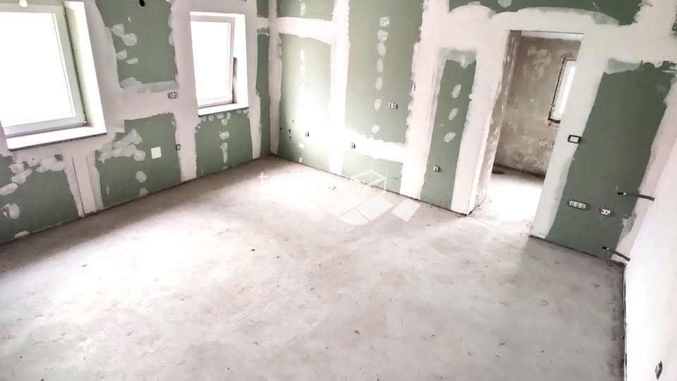Istra, Pula, Šijana, kuća 189 m2 (dva stana + garsonijera), prodaja