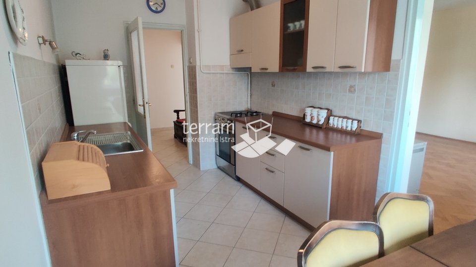 Istria, Pula, Veruda, apartment 2nd floor 89.61m2, for sale